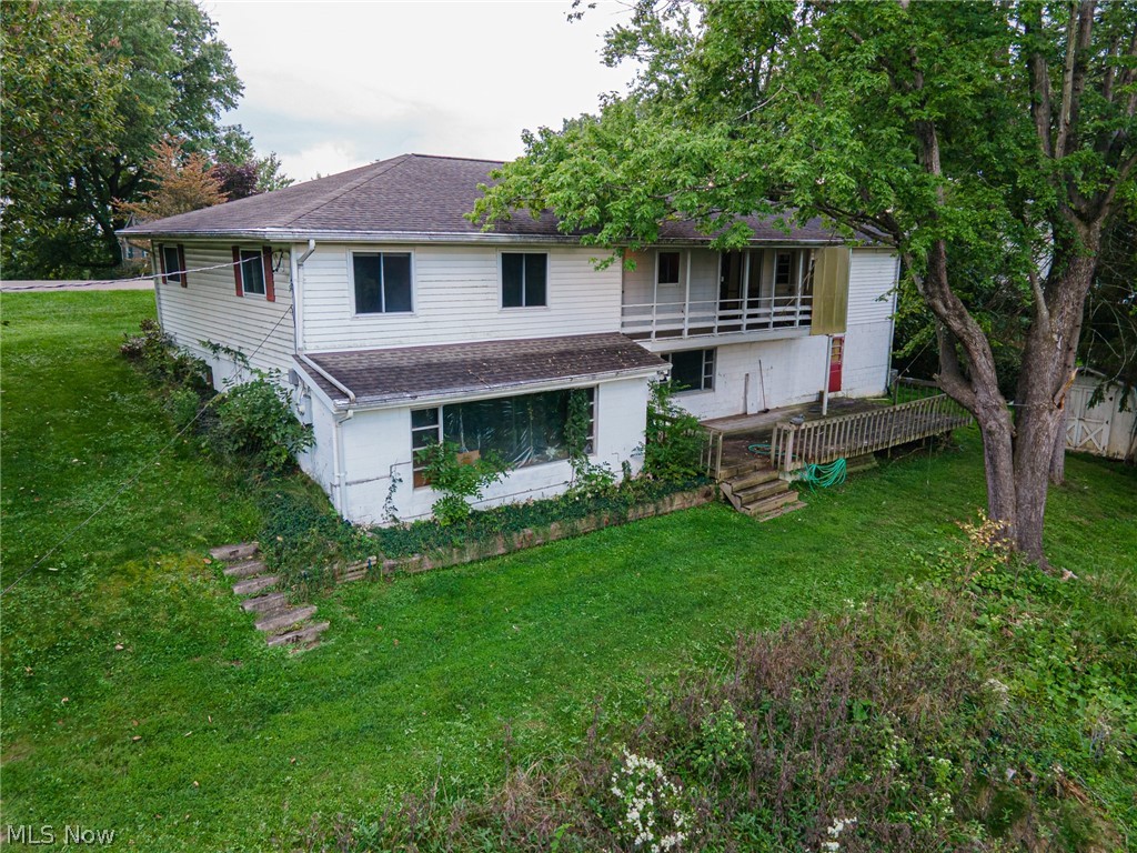 756 Ridgewood Drive Coshocton OH 43812