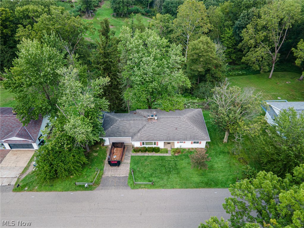 756 Ridgewood Drive Coshocton OH 43812