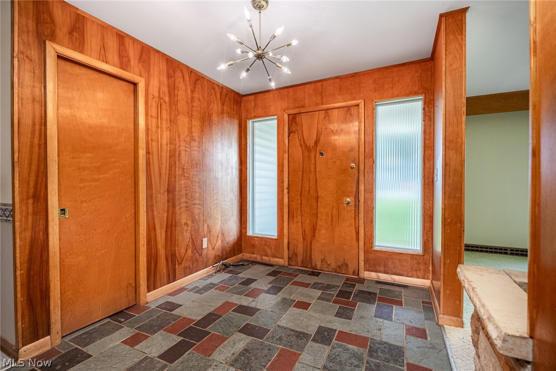 756 Ridgewood Drive Coshocton OH 43812