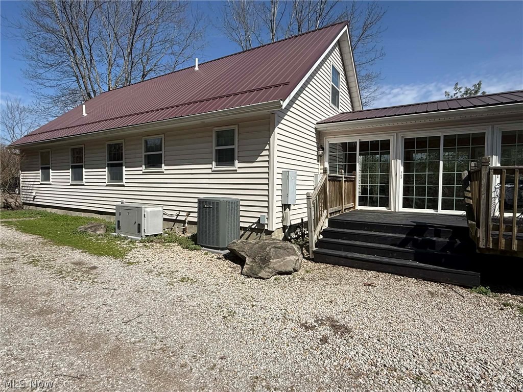 7170 Old Town Road Mount Perry OH 43760