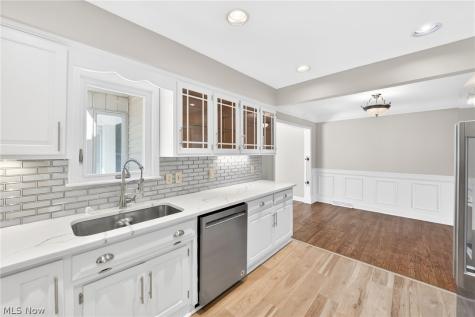8218 Webster Road Strongsville OH 44136