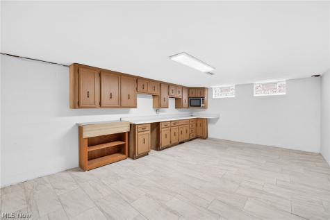 8218 Webster Road Strongsville OH 44136