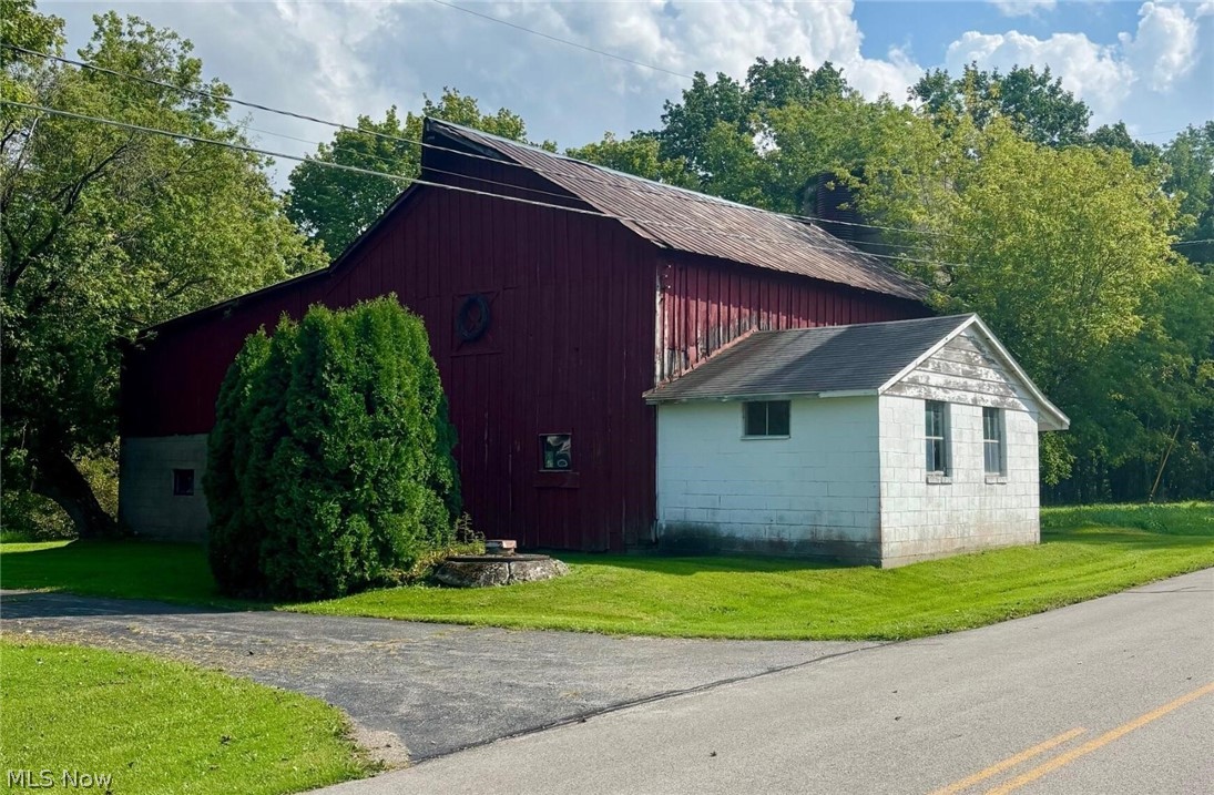 1076 Garrett Road Jefferson OH 44047