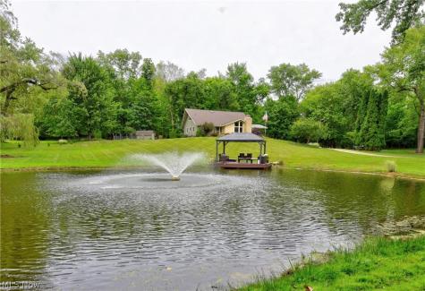 8897 Hillcrest Drive Westfield Center OH 44251