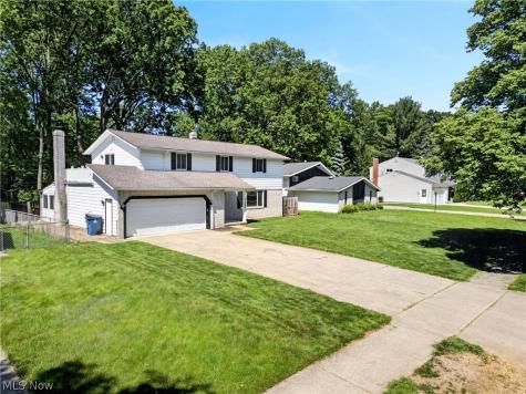 27864 Edgepark Boulevard North Olmsted OH 44070