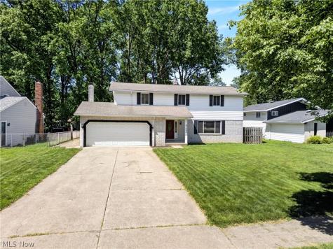 27864 Edgepark Boulevard North Olmsted OH 44070