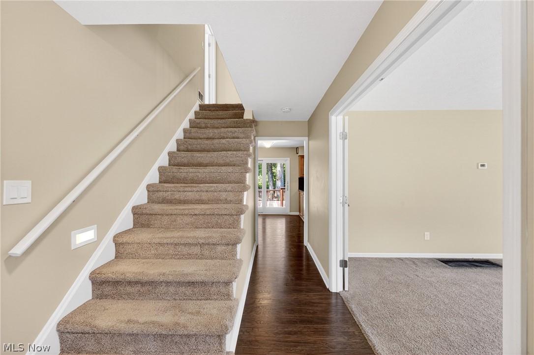 27864 Edgepark Boulevard North Olmsted OH 44070