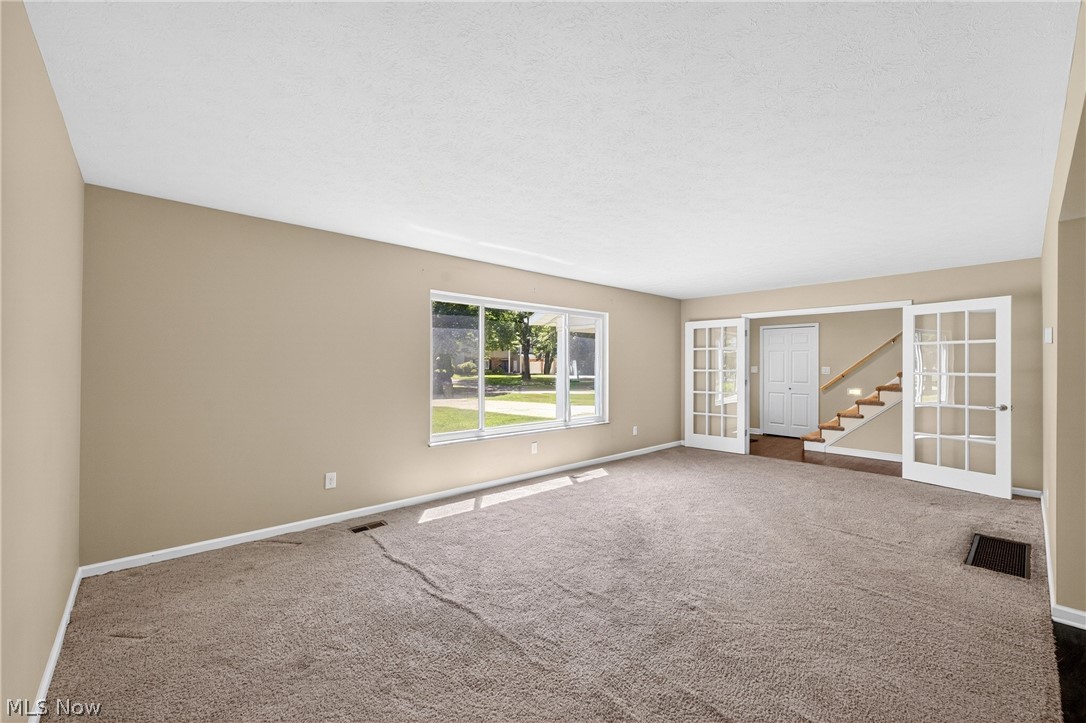 27864 Edgepark Boulevard North Olmsted OH 44070