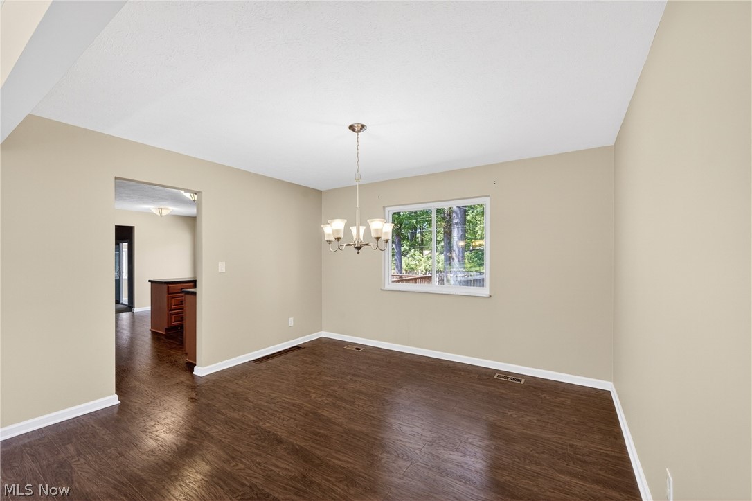 27864 Edgepark Boulevard North Olmsted OH 44070