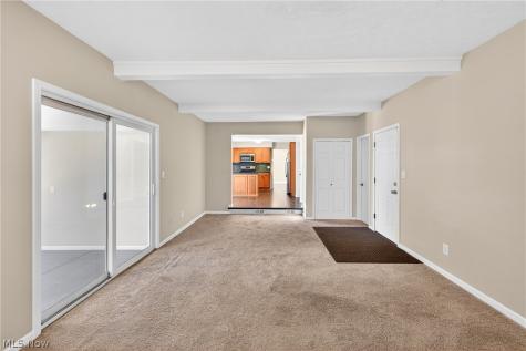 27864 Edgepark Boulevard North Olmsted OH 44070
