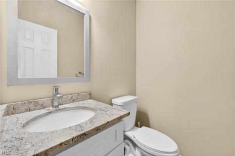 27864 Edgepark Boulevard North Olmsted OH 44070