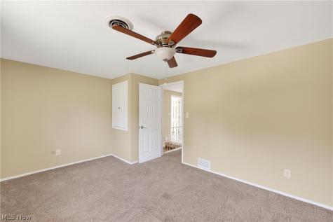 27864 Edgepark Boulevard North Olmsted OH 44070