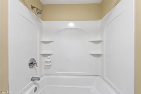 27864 Edgepark Boulevard North Olmsted OH 44070