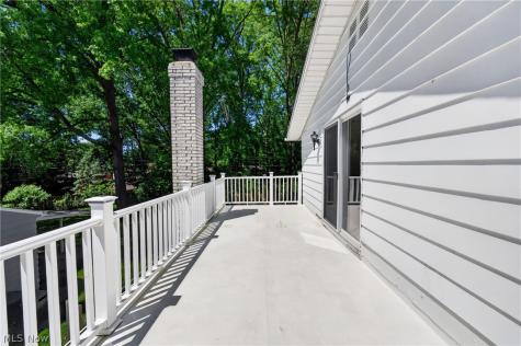 27864 Edgepark Boulevard North Olmsted OH 44070