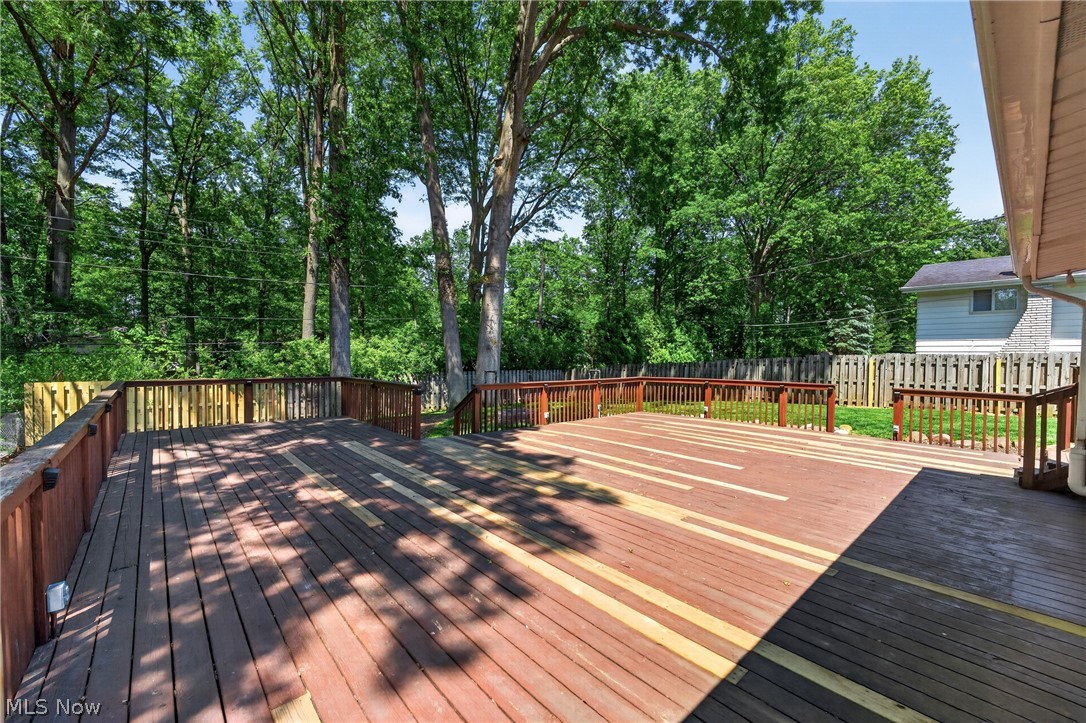 27864 Edgepark Boulevard North Olmsted OH 44070