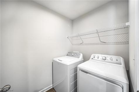 3189 Sunny Brook Drive Akron OH 44312
