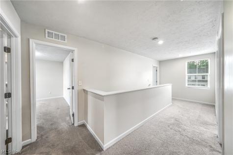 3189 Sunny Brook Drive Akron OH 44312