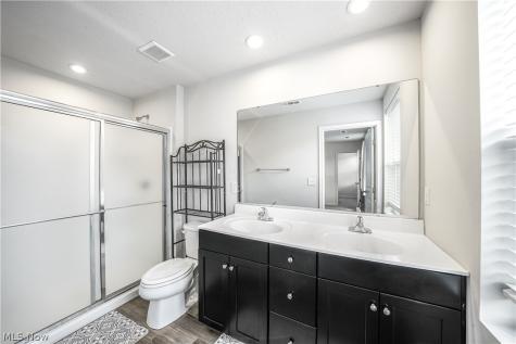 3189 Sunny Brook Drive Akron OH 44312
