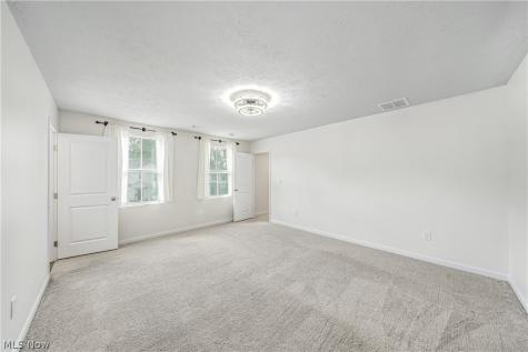 3189 Sunny Brook Drive Akron OH 44312