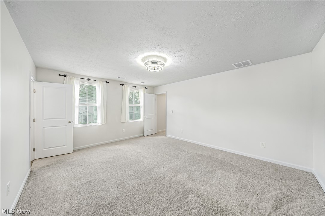 3189 Sunny Brook Drive Akron OH 44312
