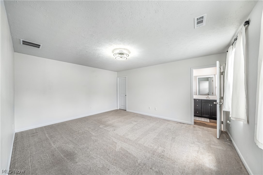 3189 Sunny Brook Drive Akron OH 44312