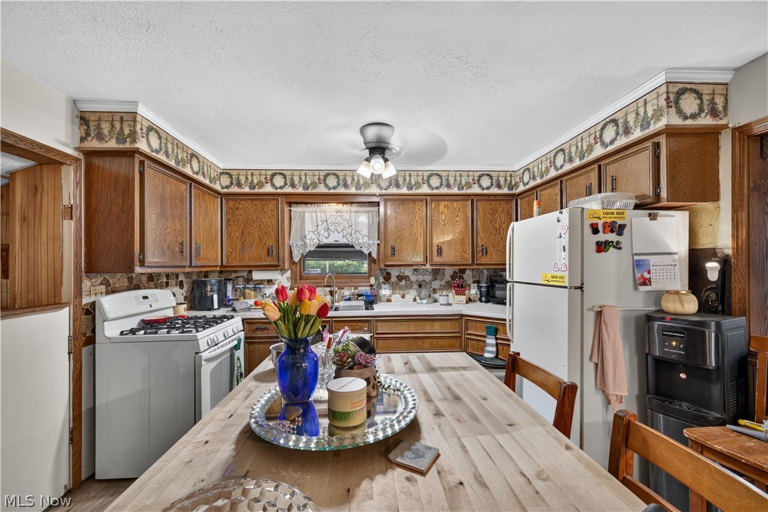 3284 Klages Boulevard Tallmadge OH 44278