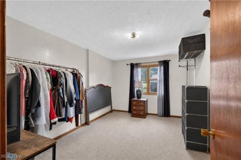 3284 Klages Boulevard Tallmadge OH 44278