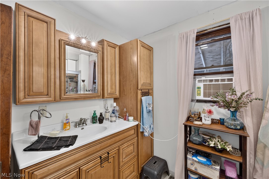 3284 Klages Boulevard Tallmadge OH 44278