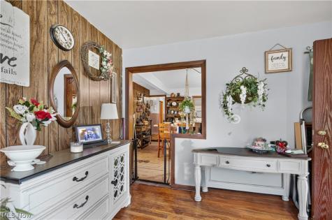 3284 Klages Boulevard Tallmadge OH 44278