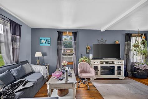 3284 Klages Boulevard Tallmadge OH 44278