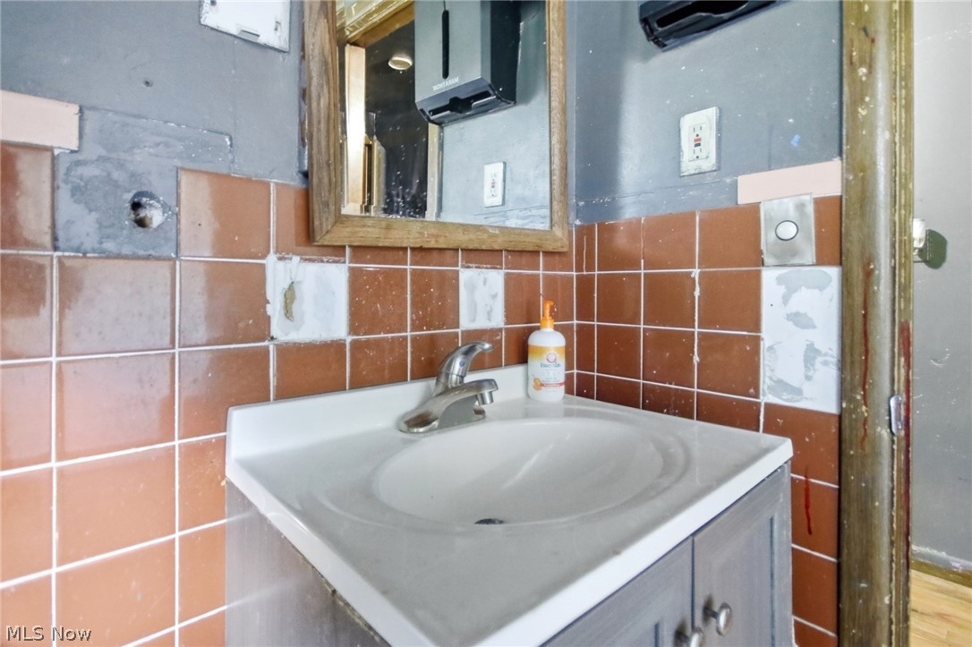 18519 Maple Heights Boulevard Maple Heights OH 44137