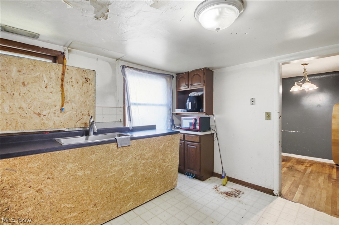 18519 Maple Heights Boulevard Maple Heights OH 44137