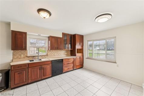 9340 Avery Road Broadview Heights OH 44147