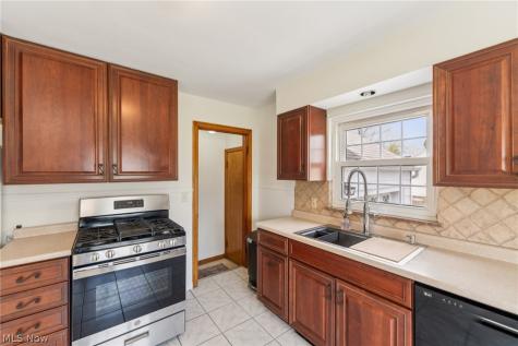 9340 Avery Road Broadview Heights OH 44147