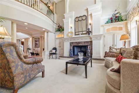 1524 Eagle Watch Street NE Canton OH 44721