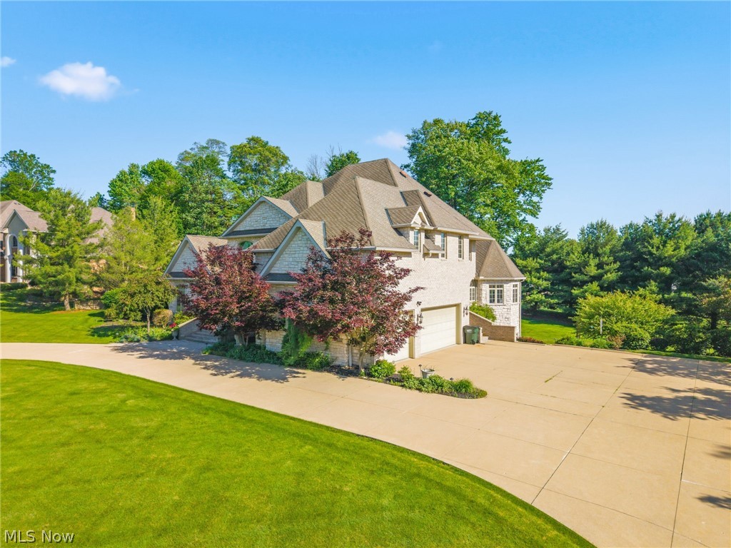 1524 Eagle Watch Street NE Canton OH 44721
