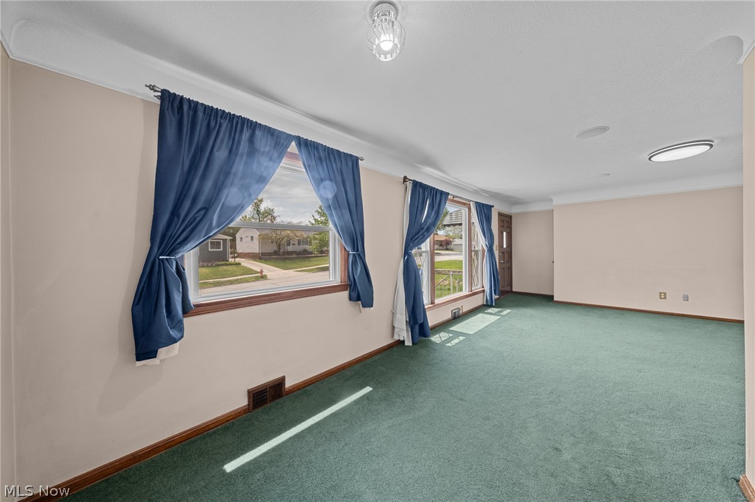2906 Priscilla Avenue Parma OH 44134