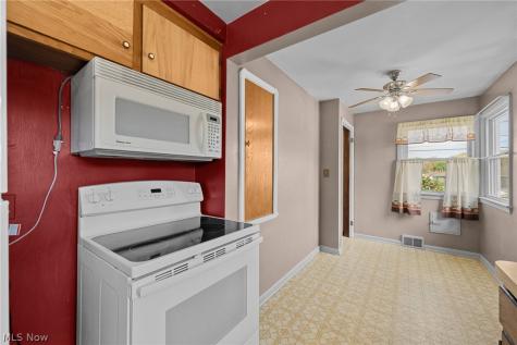 2906 Priscilla Avenue Parma OH 44134