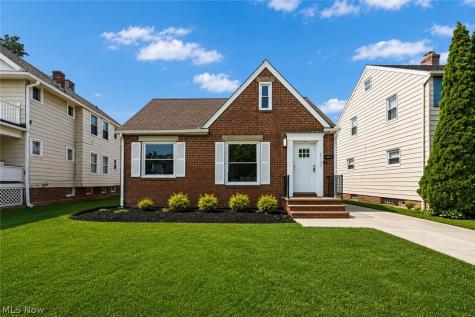 14707 Delaware Avenue Lakewood OH 44107