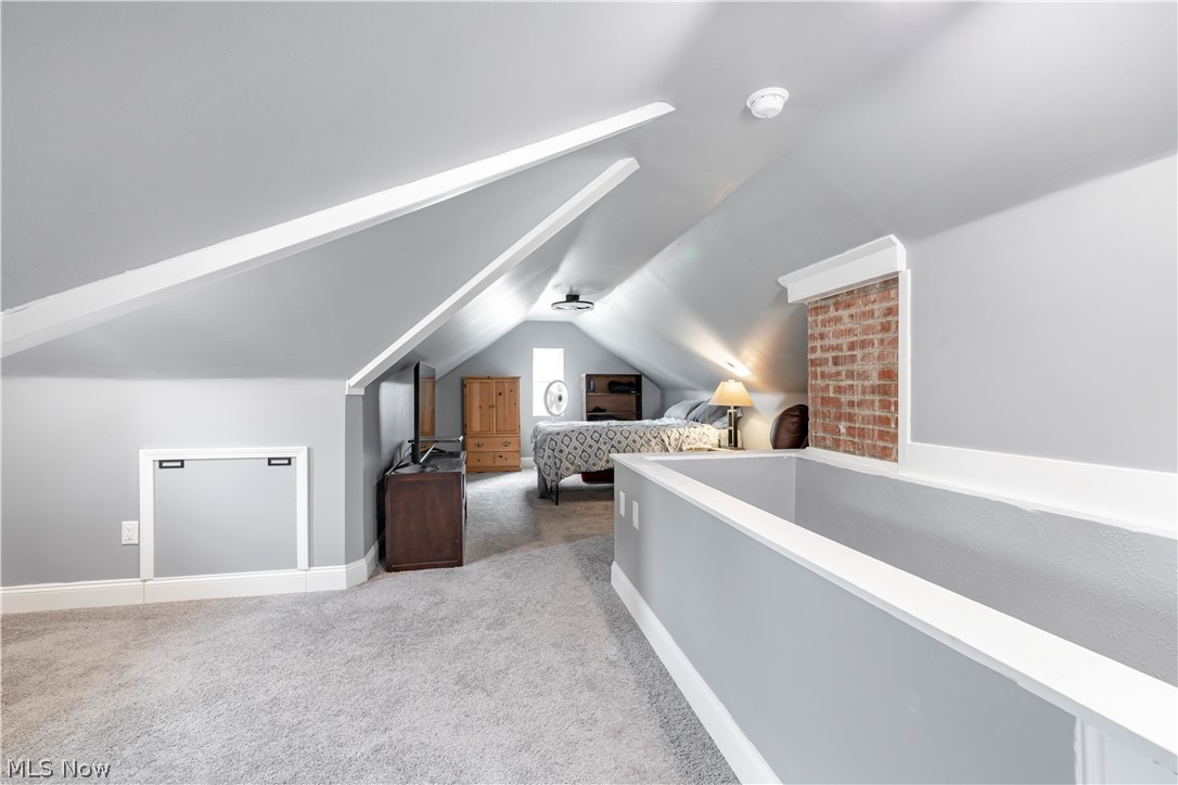 14707 Delaware Avenue Lakewood OH 44107