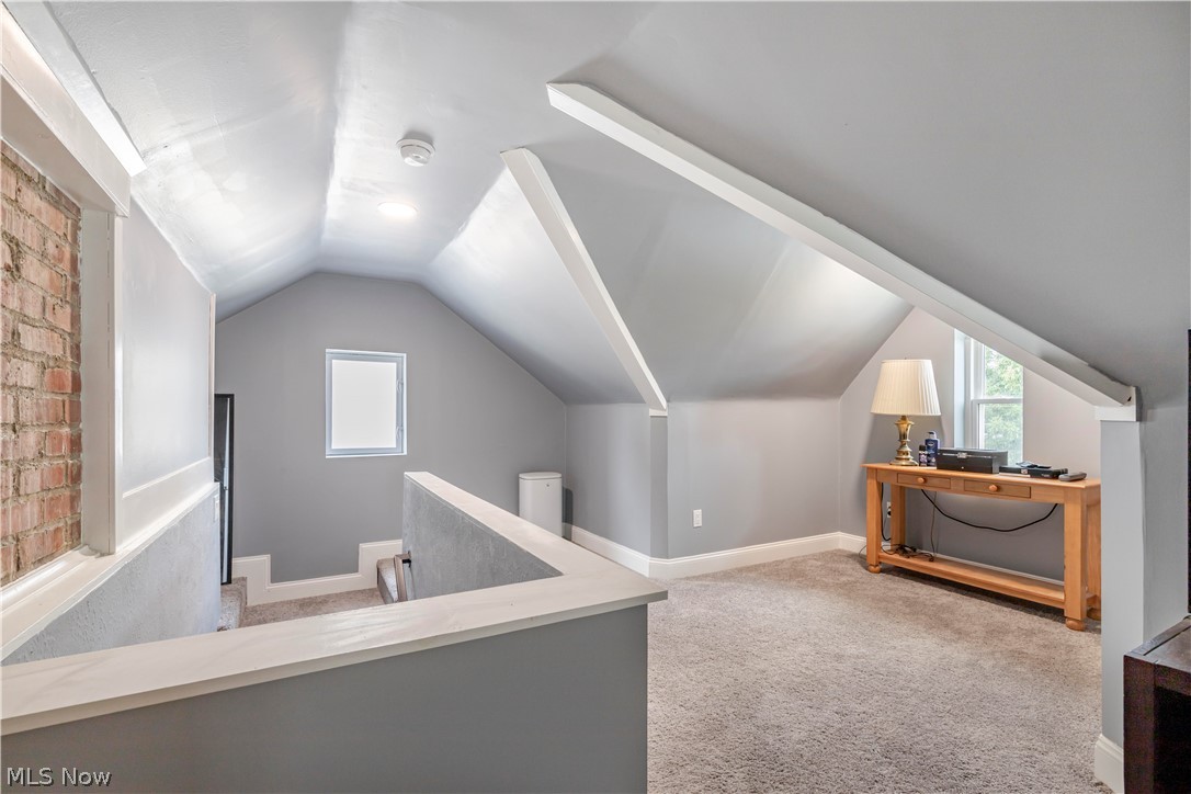 14707 Delaware Avenue Lakewood OH 44107