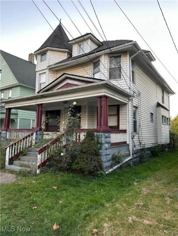 3288 Scranton Road Cleveland OH 44109