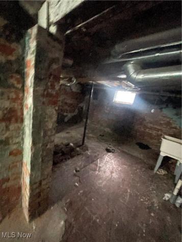 3288 Scranton Road Cleveland OH 44109