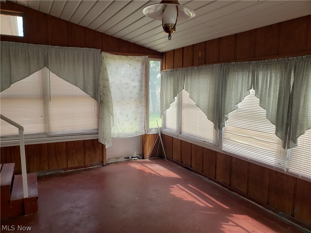 3105 Washington Avenue Lorain OH 44052