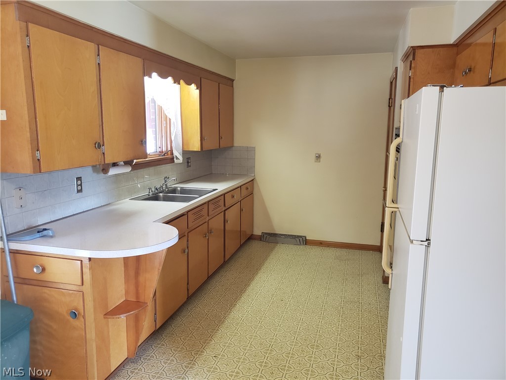 3105 Washington Avenue Lorain OH 44052