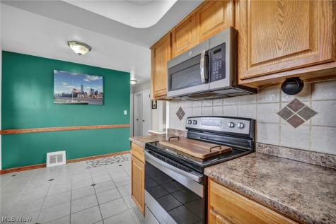 5360 E 131st Street Garfield Heights OH 44125