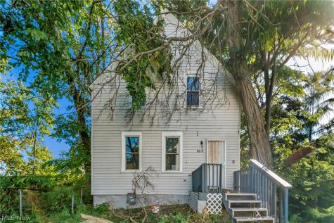 9610 Edmunds Avenue Cleveland OH 44106