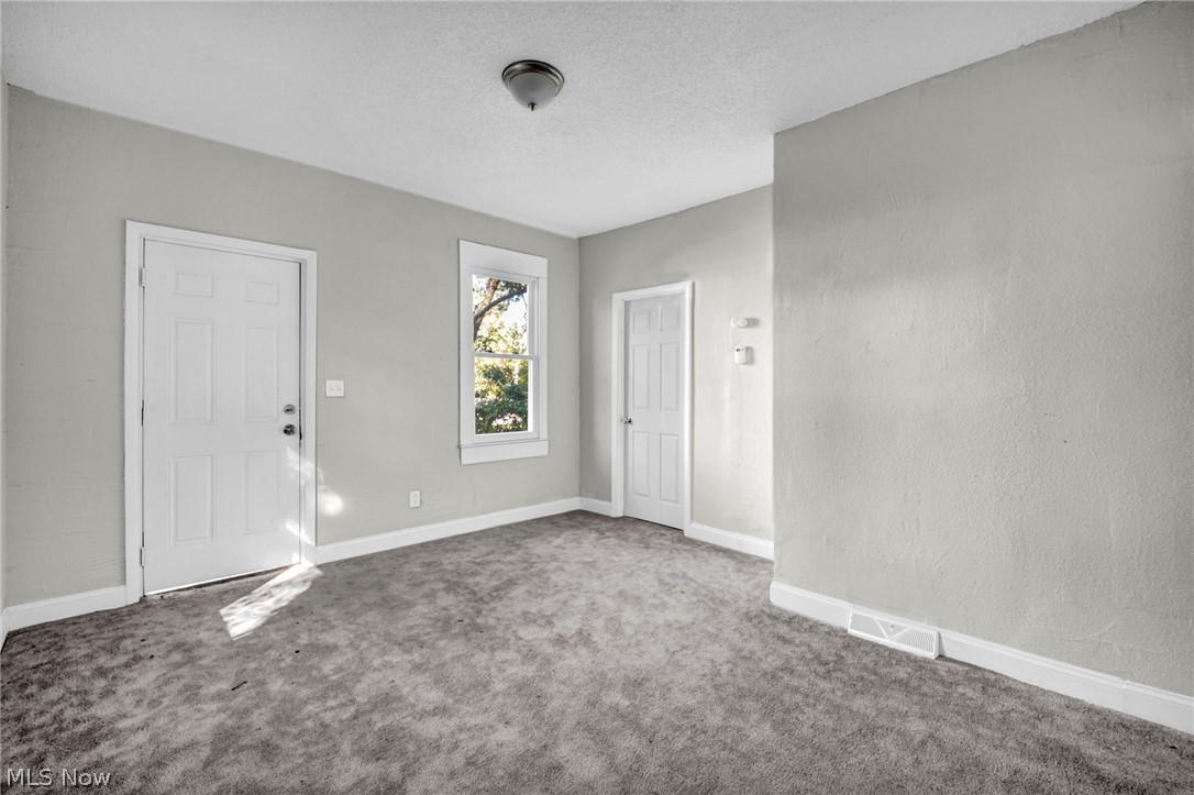 9610 Edmunds Avenue Cleveland OH 44106