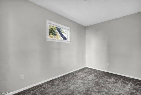 9610 Edmunds Avenue Cleveland OH 44106