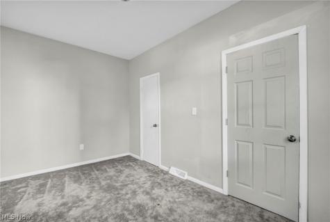 9610 Edmunds Avenue Cleveland OH 44106
